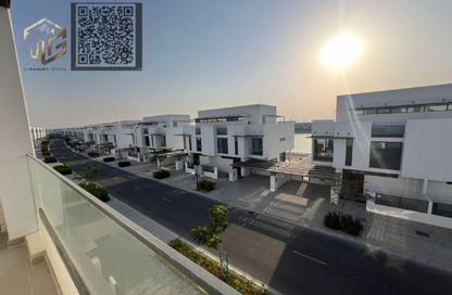 فيلا - 4 غرف نوم - 7 حمامات للبيع في جزيرة الشمس - مدينة أجمل مكان - مدينة الواجهة المائية لإمارة الشارقة - الشارقة فيلا - 4 غرف نوم - 7 حمامات للبيع في جزيرة الشمس - مدينة أجمل مكان - مدينة الواجهة المائية لإمارة الشارقة - الشارقة