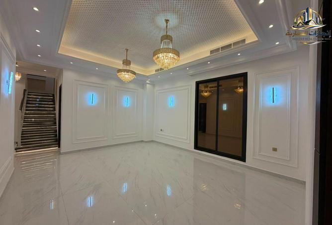 127927681 - Property Image 2