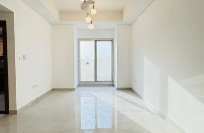 شقة - غرفة نوم - 2 حمامات للايجار في مبنى محمد أحمد ضاھن القمزي 2 - الورقاء 1 - الورقاء - دبي