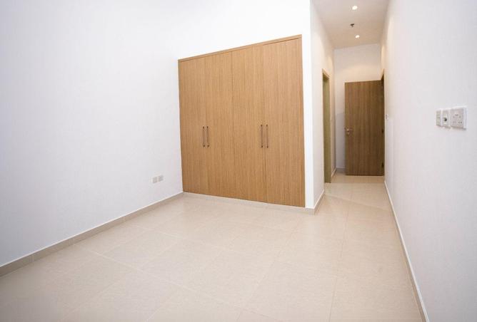 108182801 - Property Image 3