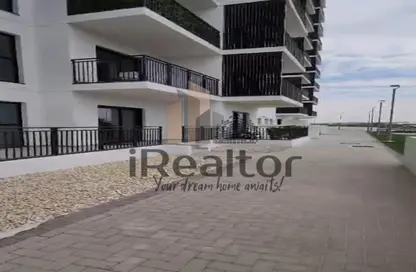 Apartment - 2 Bedrooms - 2 Bathrooms for rent in Waters Edge - Yas Island - Abu Dhabi