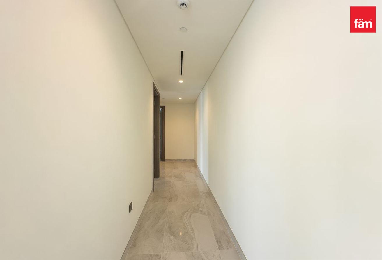 Burj Khalifa And Canal View |High Floor |Brand New photo 10