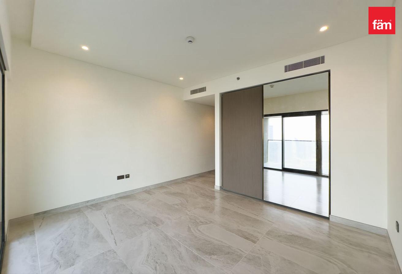 Burj Khalifa And Canal View |High Floor |Brand New photo 14