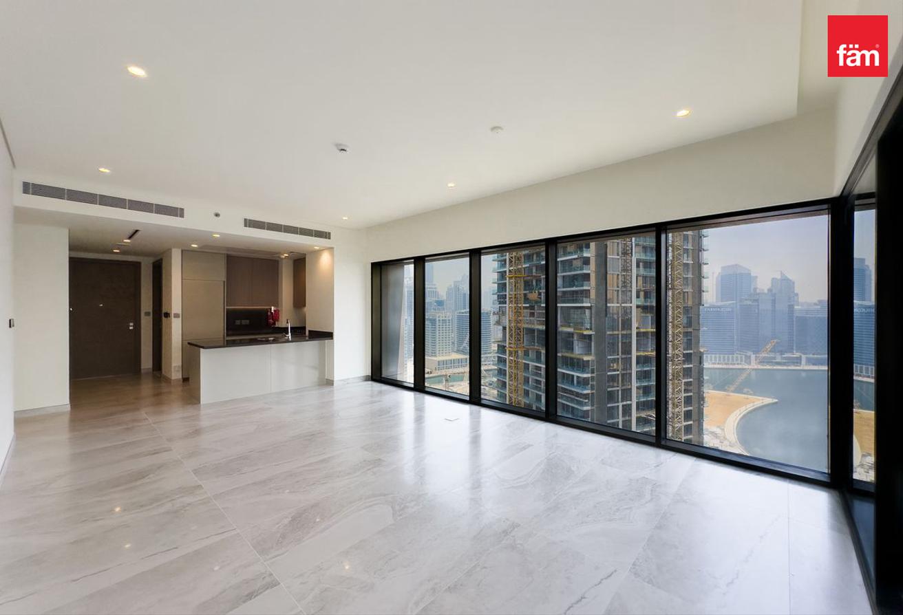 Burj Khalifa And Canal View |High Floor |Brand New photo 3