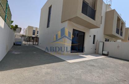 Townhouse - 2 - 3 for rent in Nasma Residence - Al Tai - Sharjah