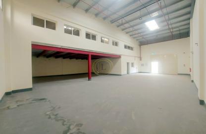 Warehouse - Studio - 1 for rent in Wadi AL AIN 1 - Al Noud - Al Ain