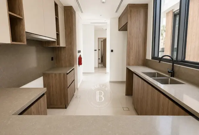 161881929 - Property Image 3