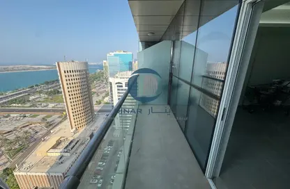 Apartment - 4 Bedrooms - 6 Bathrooms for rent in Corniche Road - Abu Dhabi