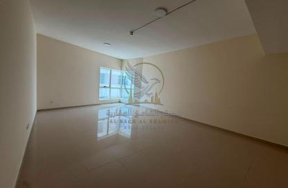 Apartment - 2 Bedrooms - 3 Bathrooms for rent in Al Khan Corniche - Al Khan - Sharjah
