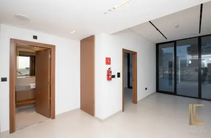 شقة - غرفة نوم - 1 حمام للايجار في تريليونير ريزيدنسز - الخليج التجاري - دبي