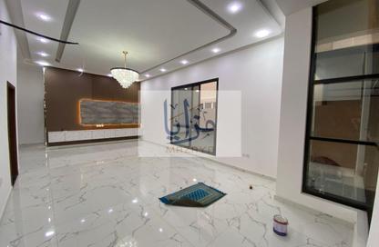 Villa - 5 Bedrooms - 7 Bathrooms for sale in Al Yasmeen 1 - Al Yasmeen - Ajman