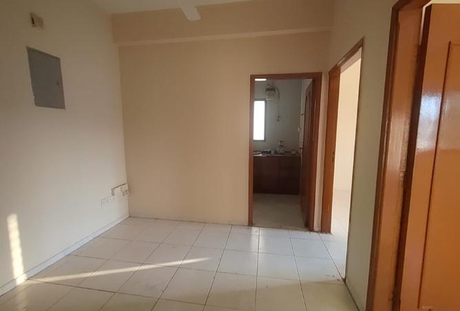 122444106 - Property Main Image