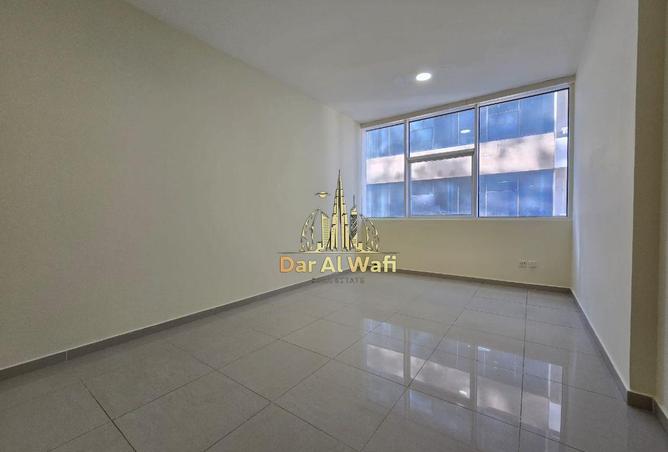 67430664 - Property Image 2