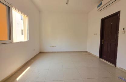 Apartment - Studio - 1 for rent in Muwaileh 29 Building - Muwaileh - Sharjah