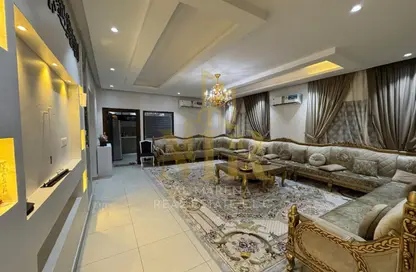 Villa - 5 Bedrooms - 7 Bathrooms for sale in Al Mowaihat 1 - Al Mowaihat - Ajman