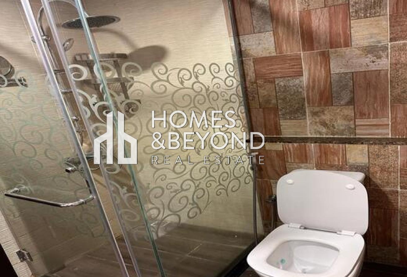 Modern 1BR | Stylish Apartment | Prime Location photo 10