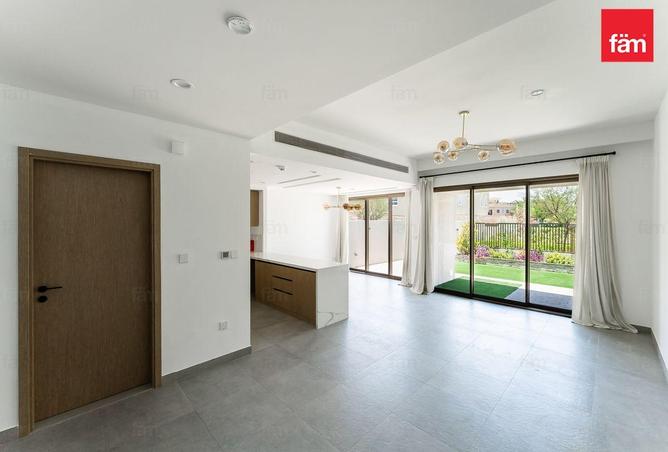 98266955 - Property Image 2