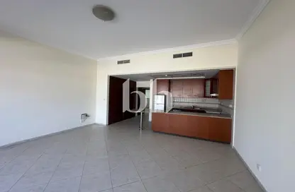 Apartment - Studio - 1 Bathroom for rent in Courtyard Apartments - Uptown Mirdif - Mirdif - Dubai
