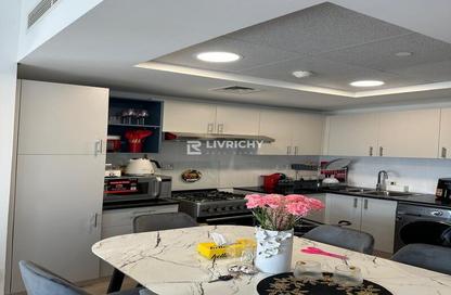 Apartment - 2 Bedrooms - 2 Bathrooms for sale in The Nook 2 - The Nook - Wasl Gate - Dubai