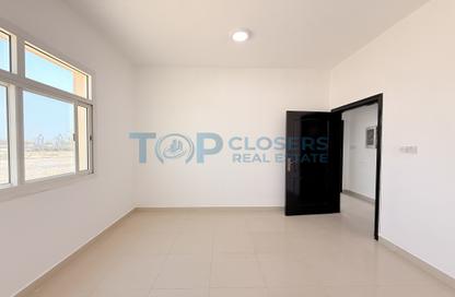 Apartment - 2 Bedrooms - 1 Bathroom for rent in Hai Al Wadi - Al Jimi - Al Ain