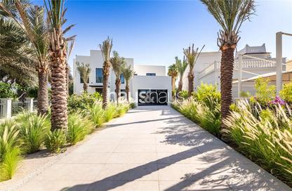 Villa - 4 Bedrooms - 5 Bathrooms for sale in Cluster 39 - Jumeirah Islands - Dubai
