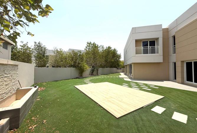 56126100 - Property Main Image