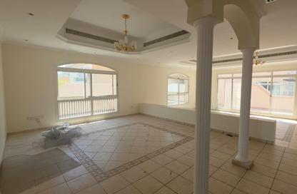 Villa - 4 Bedrooms - 5 Bathrooms for rent in Al Safa 2 Villas - Al Safa 2 - Al Safa - Dubai