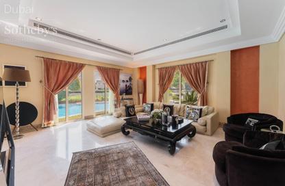 Villa - 6 - 7+ for sale in Meadows 7 - Meadows - Dubai