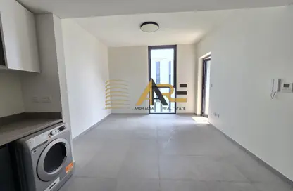 Apartment - 1 Bedroom - 2 Bathrooms for rent in The Link - East Village - Aljada - Sharjah