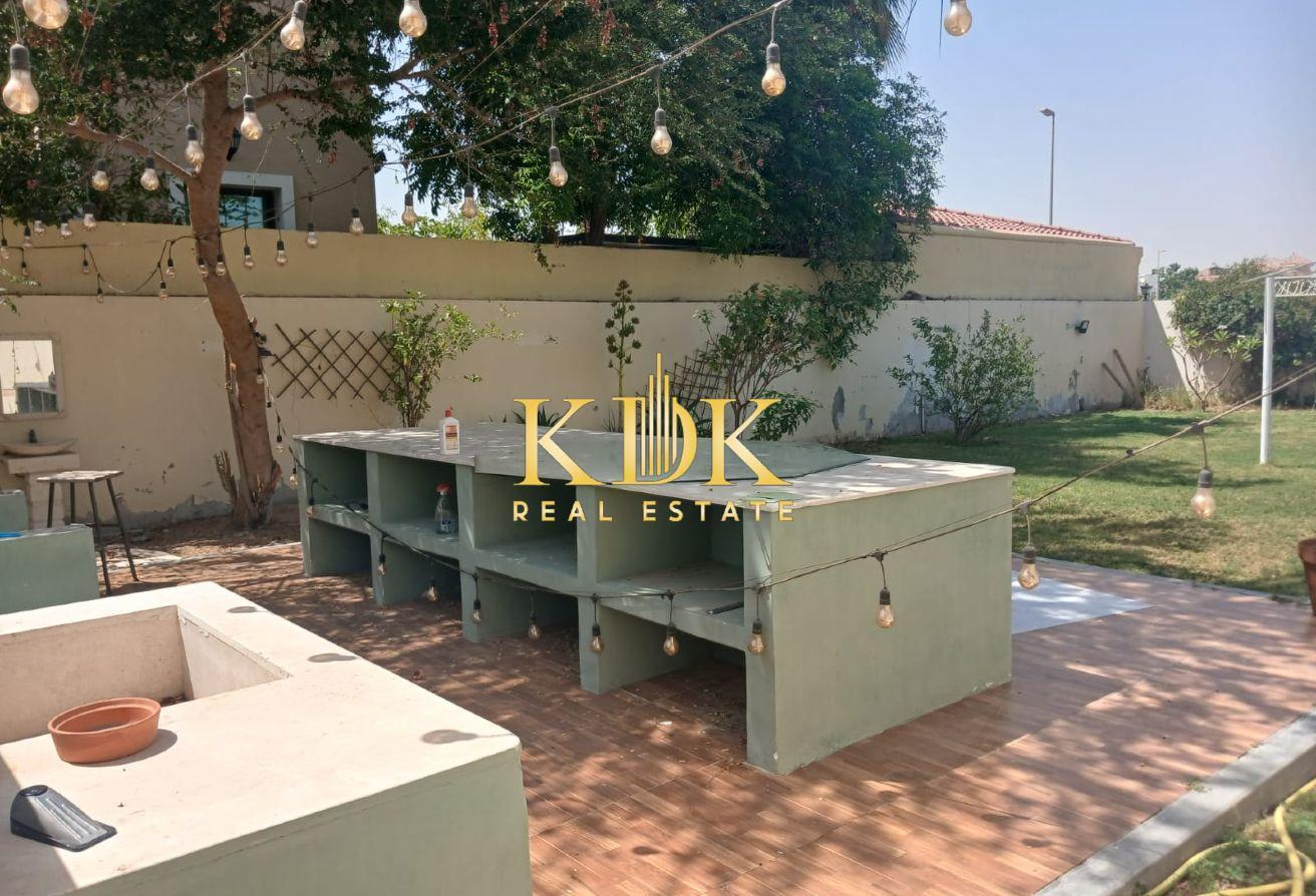 Modern Villa | Best Amenities | Spacious photo 3