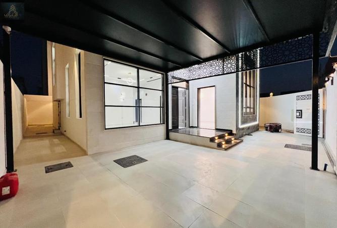 63667469 - Property Image 3