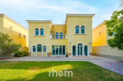 Villa - 3 Bedrooms - 4 Bathrooms for rent in District 5 - Jumeirah Park - Dubai