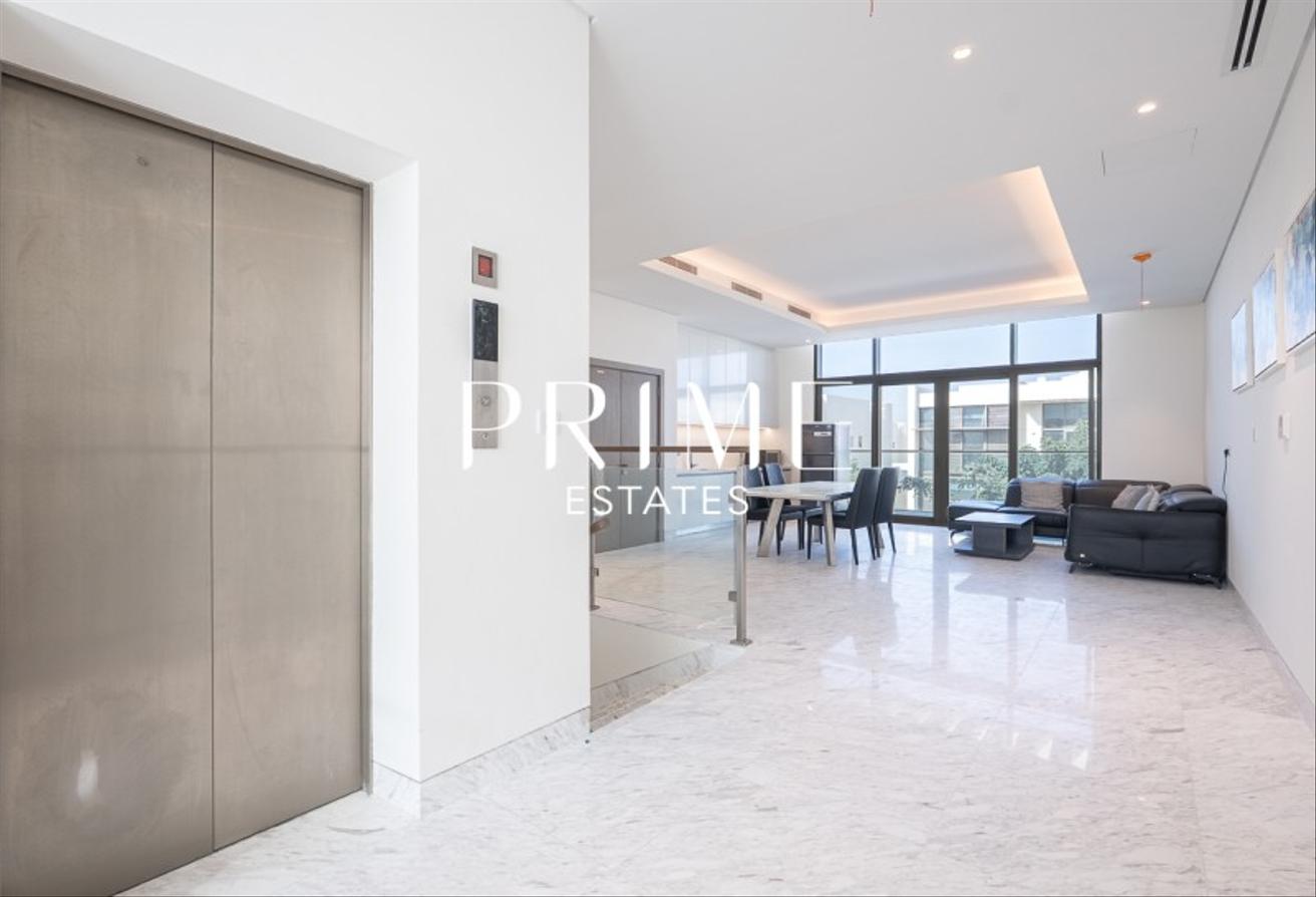 Furnished 5BR Villa | With Pool and Lift | Vacant! photo 23