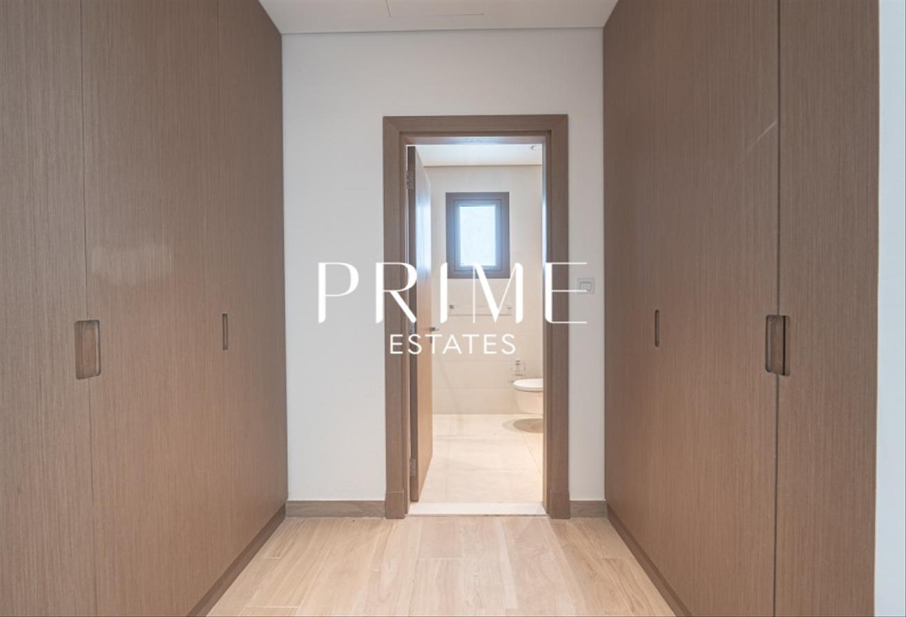 Furnished 5BR Villa | With Pool and Lift | Vacant! photo 28