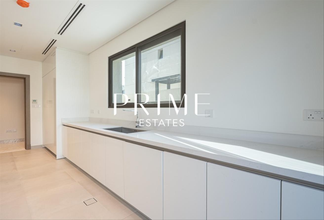 Furnished 5BR Villa | With Pool and Lift | Vacant! photo 10