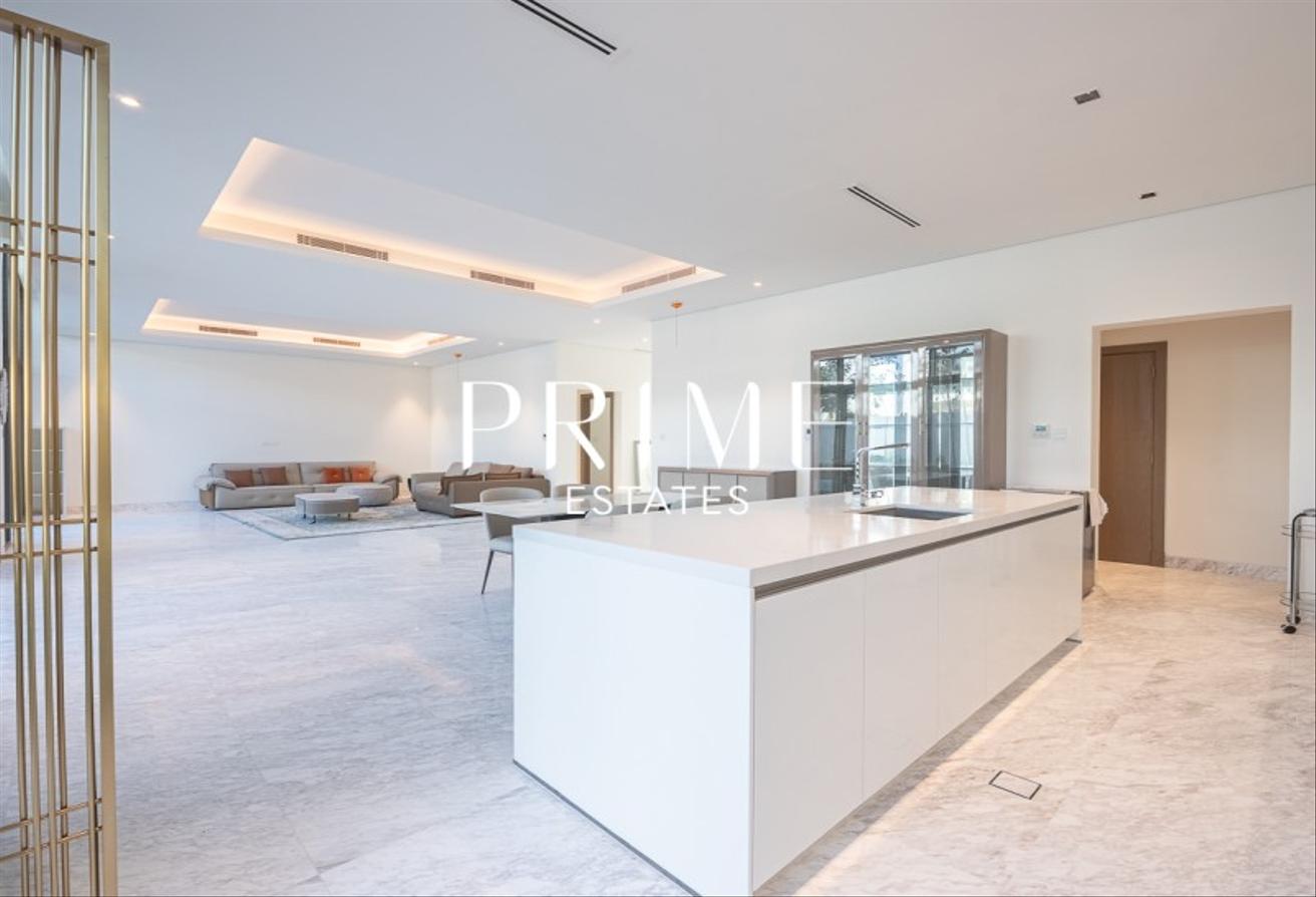 Furnished 5BR Villa | With Pool and Lift | Vacant! photo 13