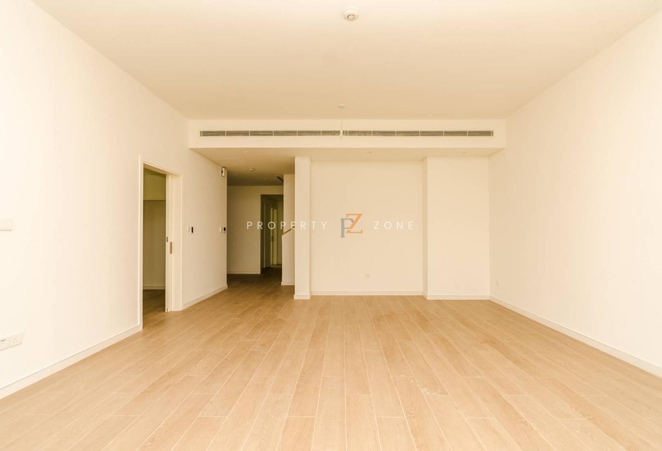 Single Row | Quiet Community View | Vastu Home photo 5