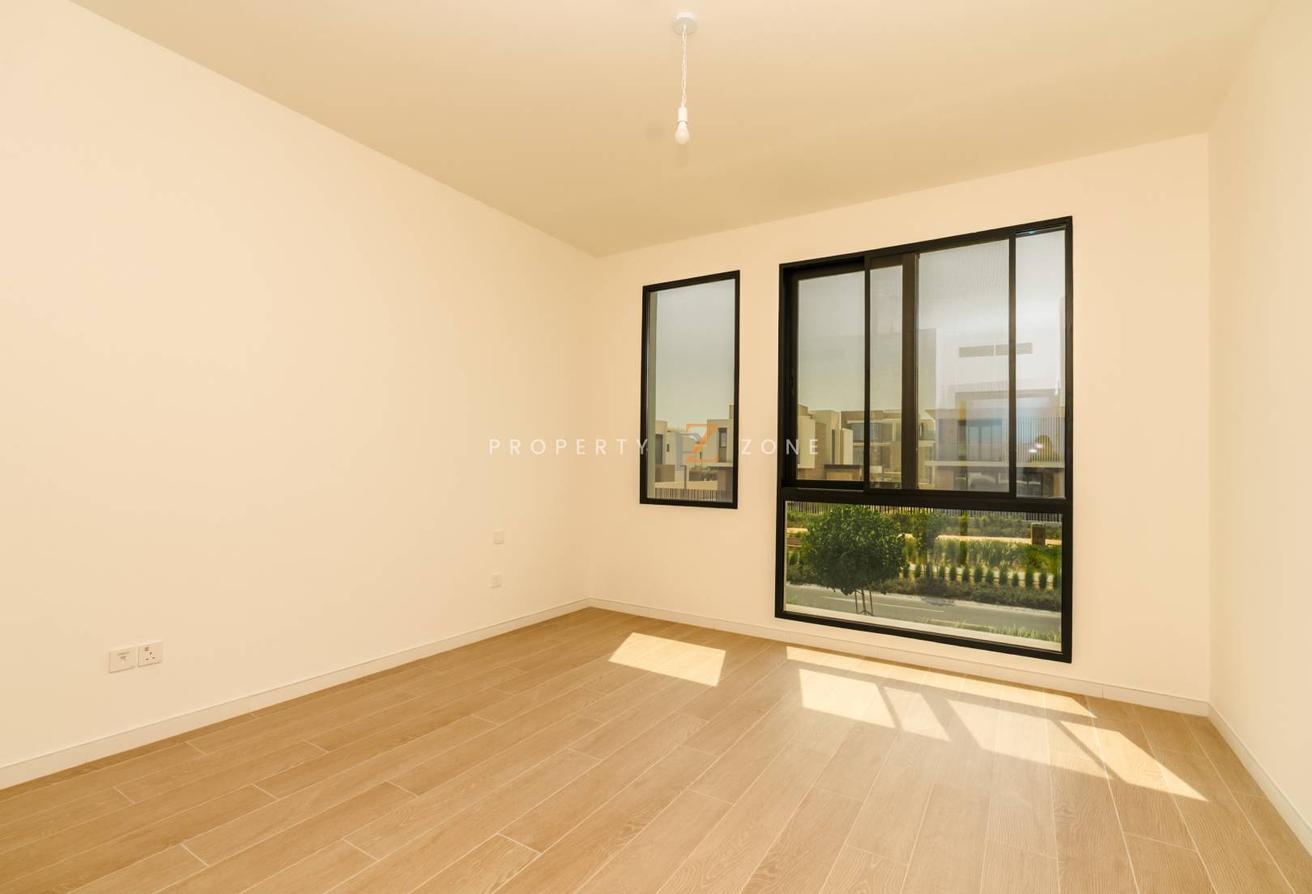 Single Row | Quiet Community View | Vastu Home photo 22