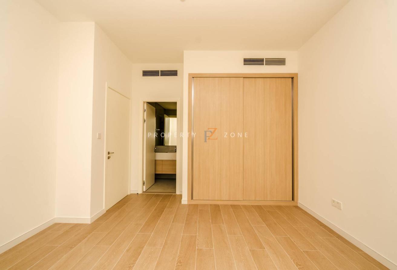 Single Row | Quiet Community View | Vastu Home photo 16