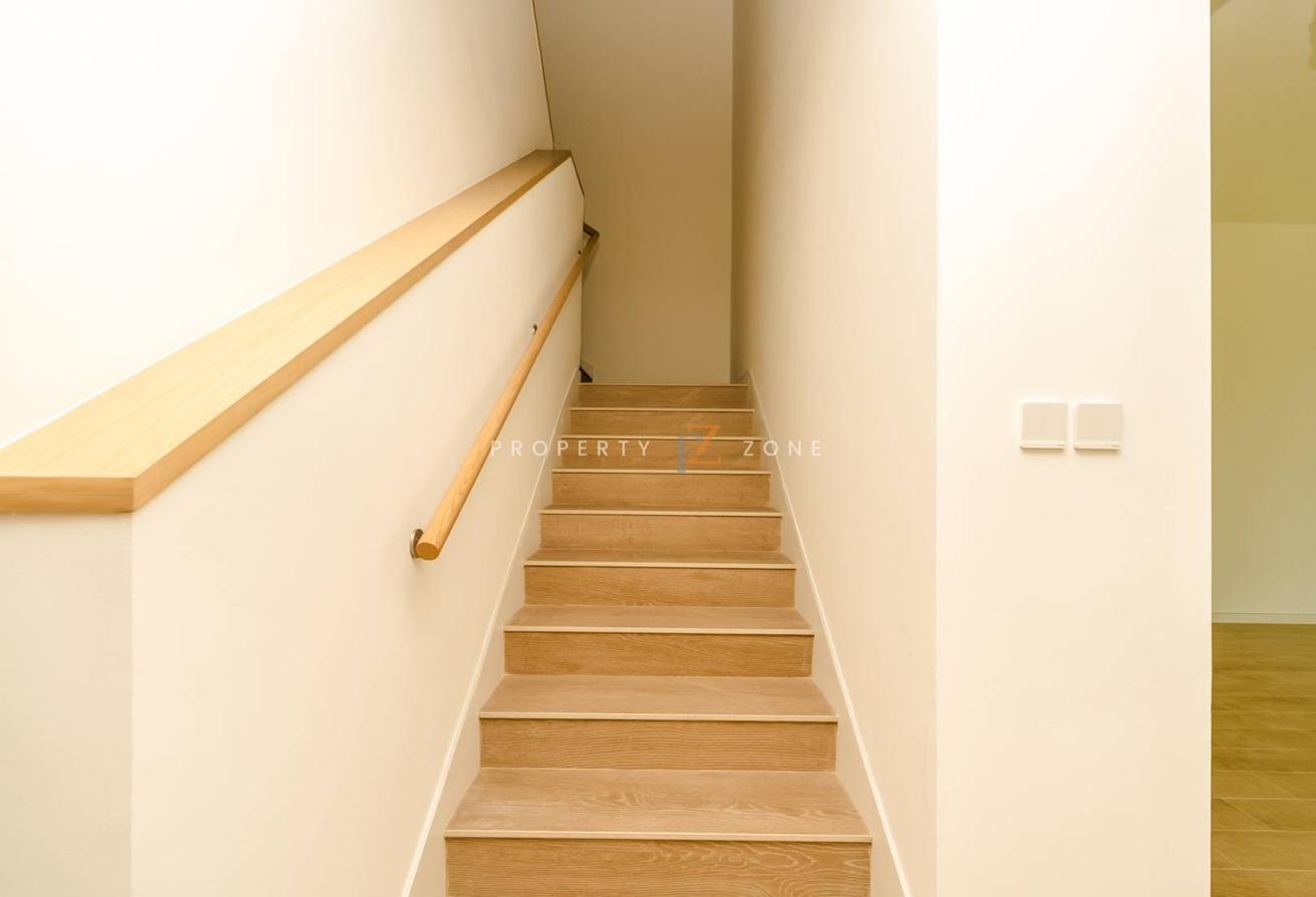 Single Row | Quiet Community View | Vastu Home photo 12