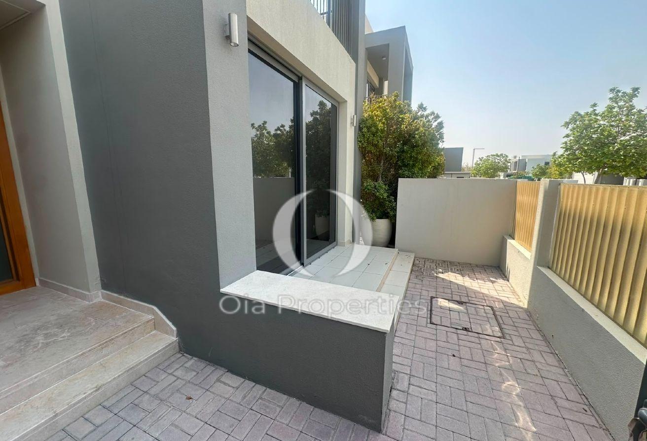 Spacious 4BR Villa | Premium Family Lifestyle photo 4