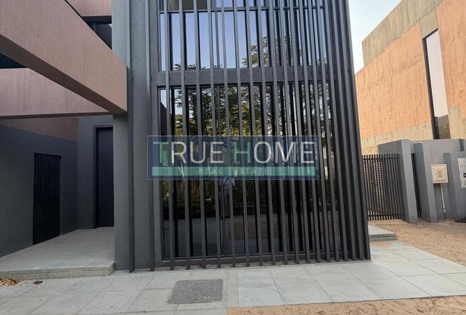 103680291 - Property Image 2