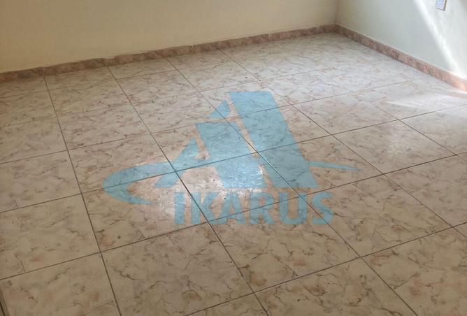 77398594 - Property Image 2