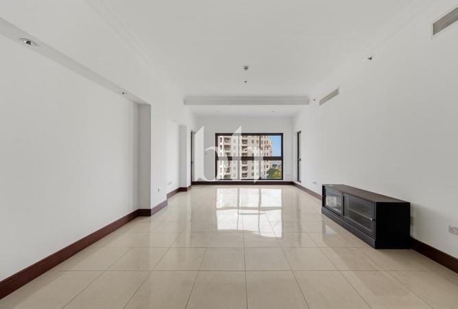 Park View | Vacant | Balcony | Maid's room — 2