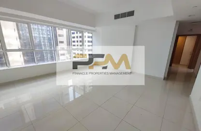 شقة - 4 غرف نوم - 4 حمامات للايجار في شارع النجدة - أبوظبي