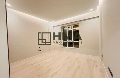 Apartment - 3 Bedrooms - 4 Bathrooms for rent in Al Garhoud - Dubai Apartment - 3 Bedrooms - 4 Bathrooms for rent in Al Garhoud - Dubai