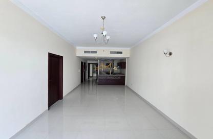Apartment - 1 Bedroom - 2 Bathrooms for rent in Oasis Tower 1 - Dubai Sports City - Dubai