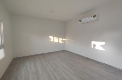 Villa - Studio - 7 Bathrooms for rent in Sultan Bin Zayed the First Street - Muroor Area - Abu Dhabi