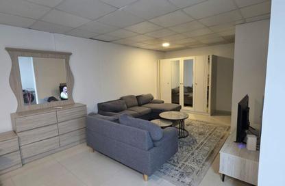 Apartment - Studio - 1 Bathroom for rent in Al Mowaihat 2 - Al Mowaihat - Ajman