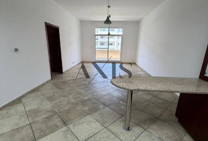 98696130 - Property Main Image